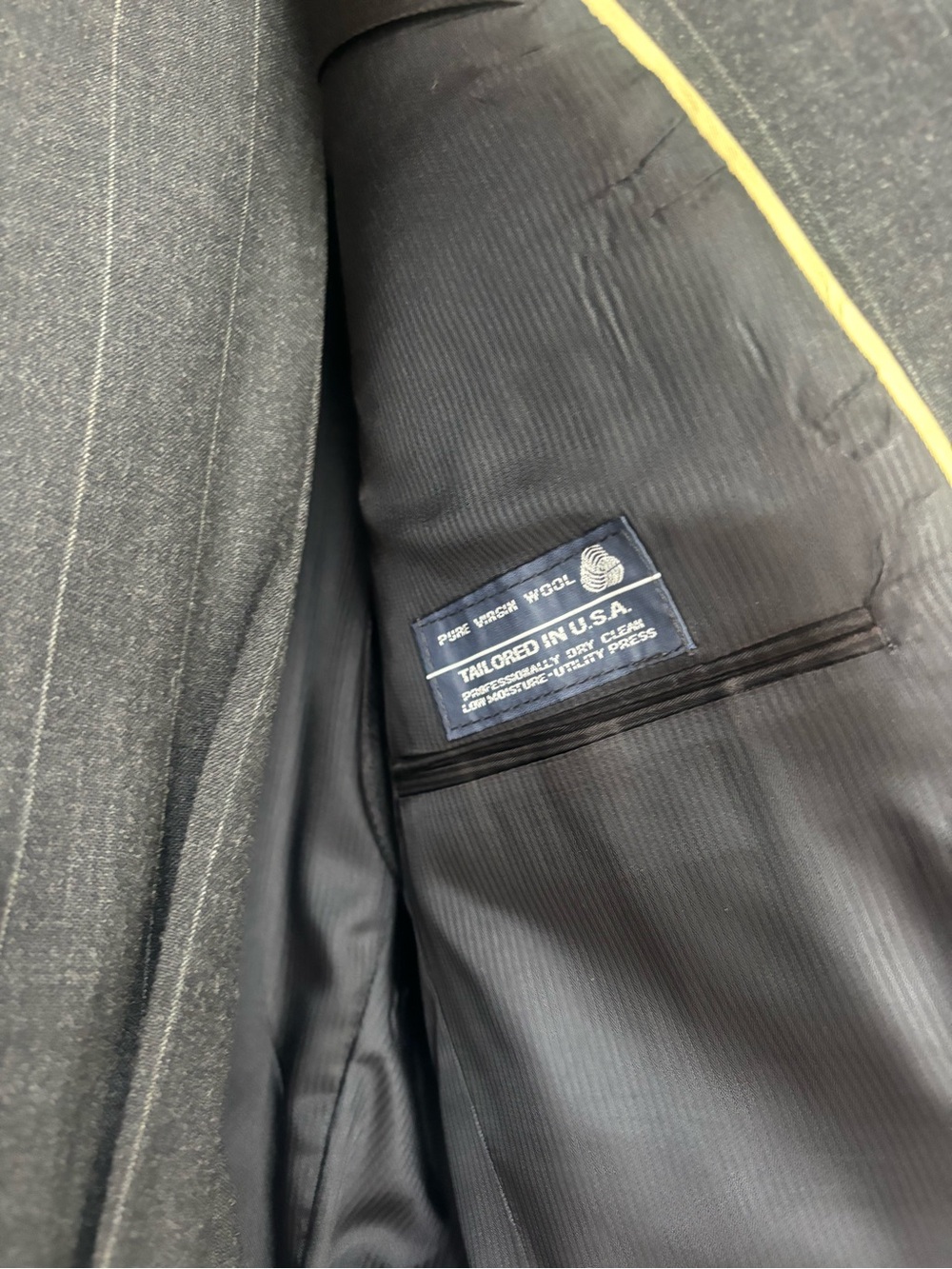 Austin Reed Full Suit - Picture 4 of 4